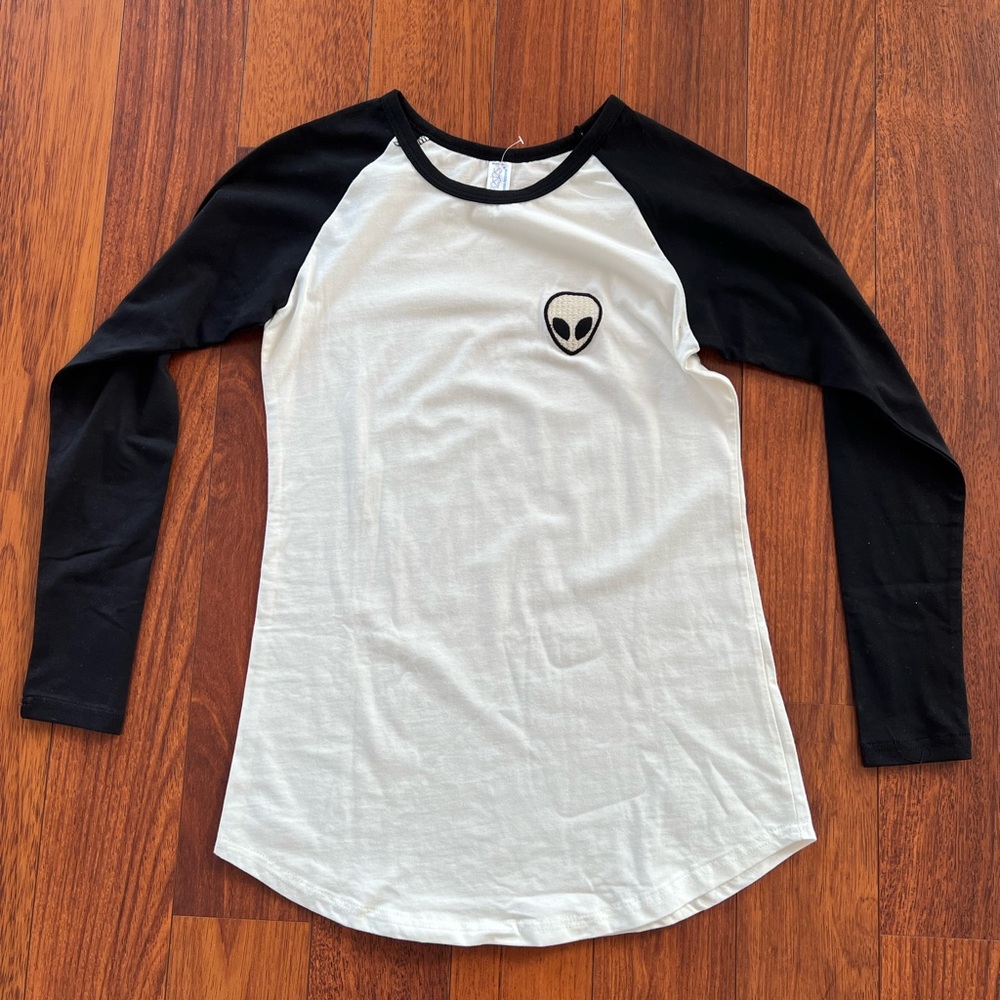 Black and White Raglan Tee with Alien Patch